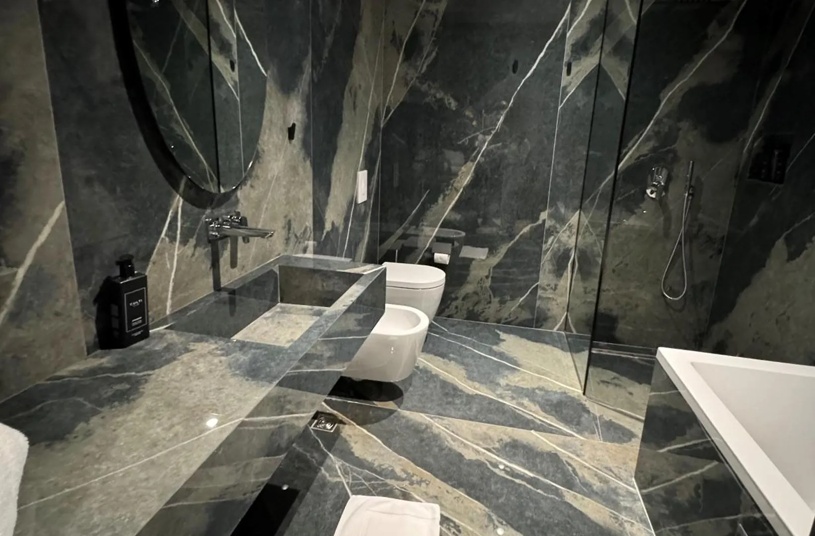Arka Art Hotel تيرانا