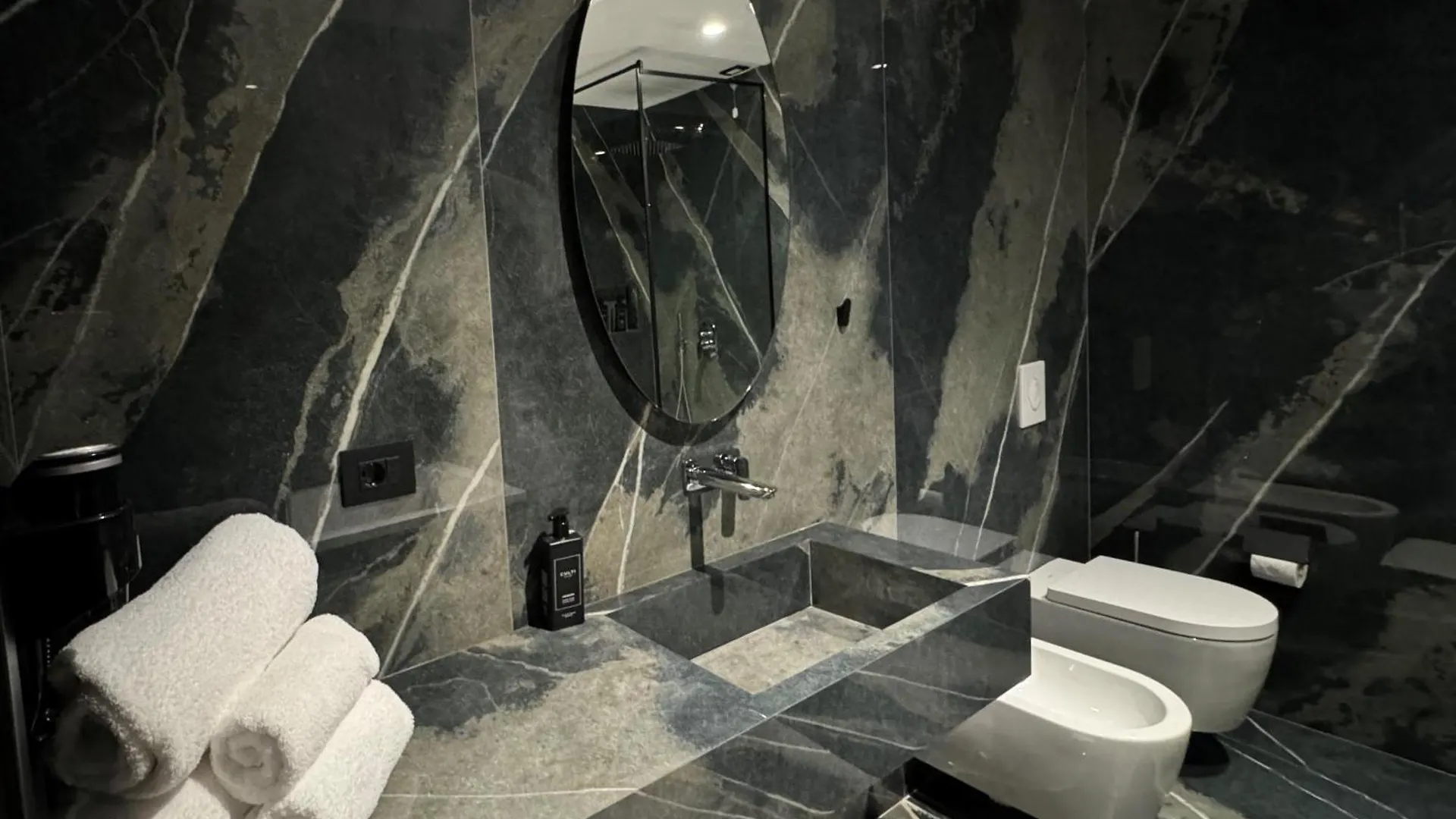Arka Art Hotel Kashar 5*,  Albania