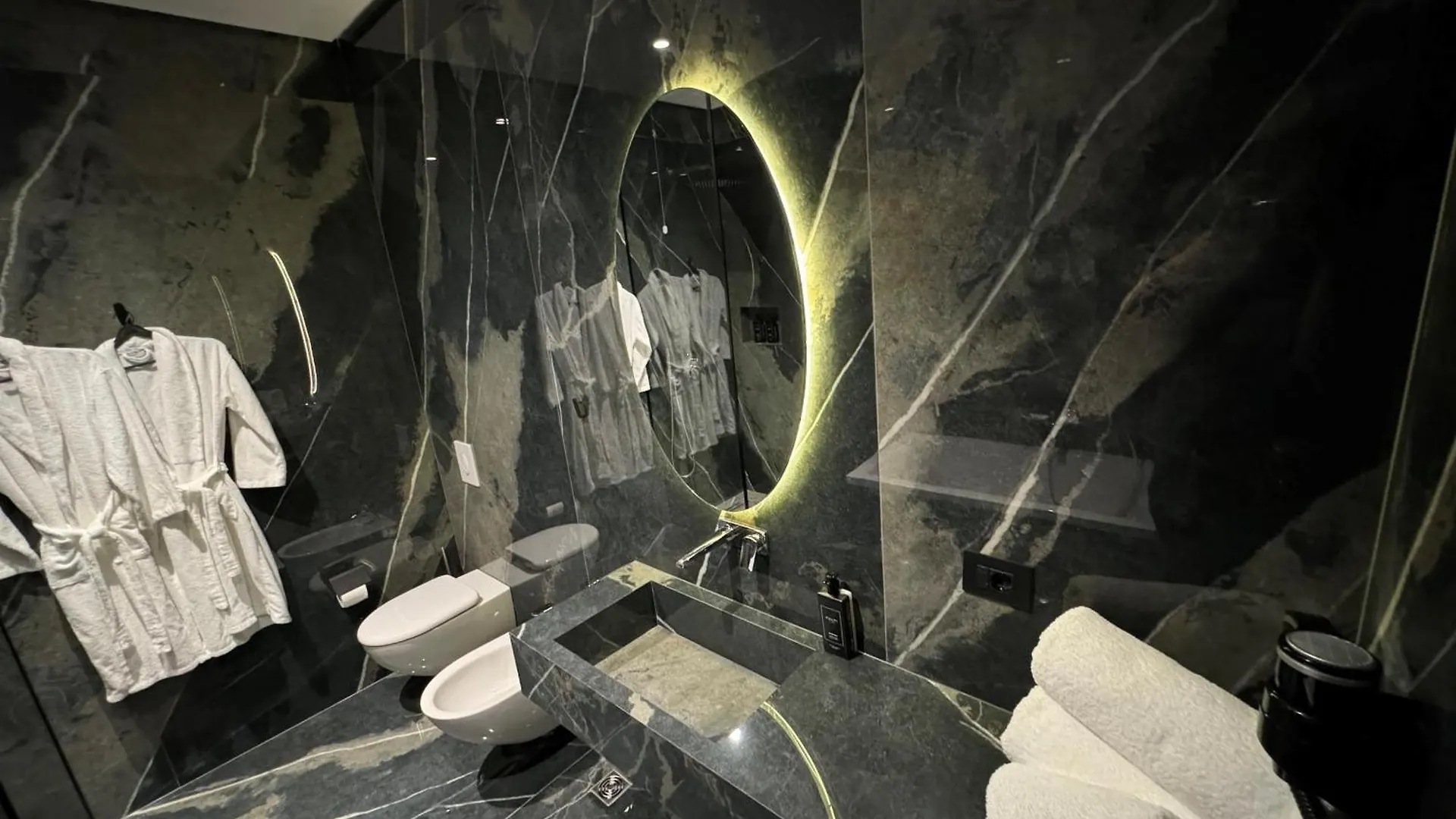 Arka Art Hotel تيرانا