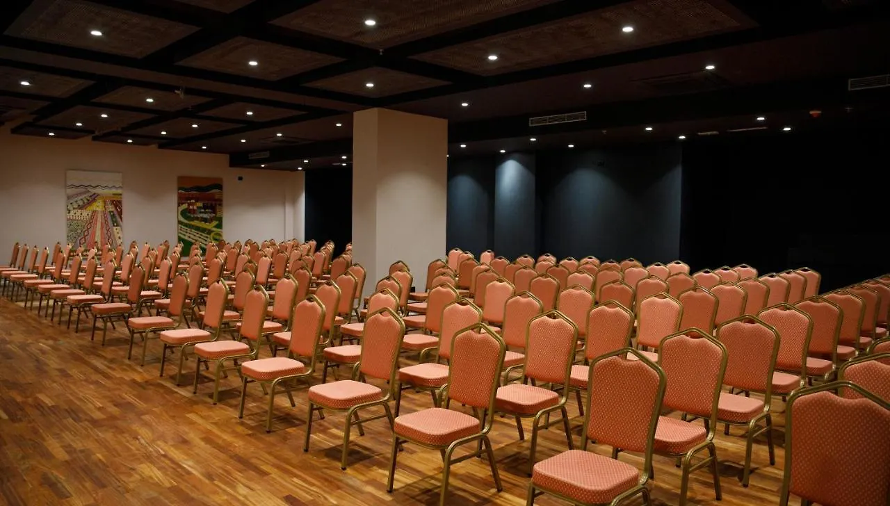Arka Art Hotel Kashari